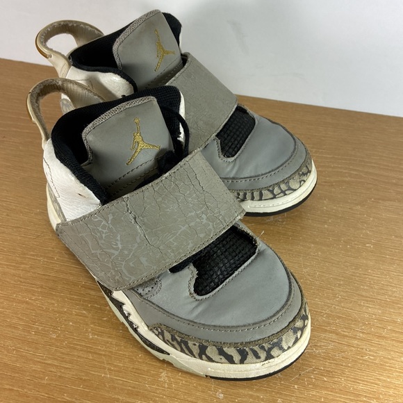 Air Jordan Son of Mars Size 9c Toddler Sneakers - Picture 7 of 13